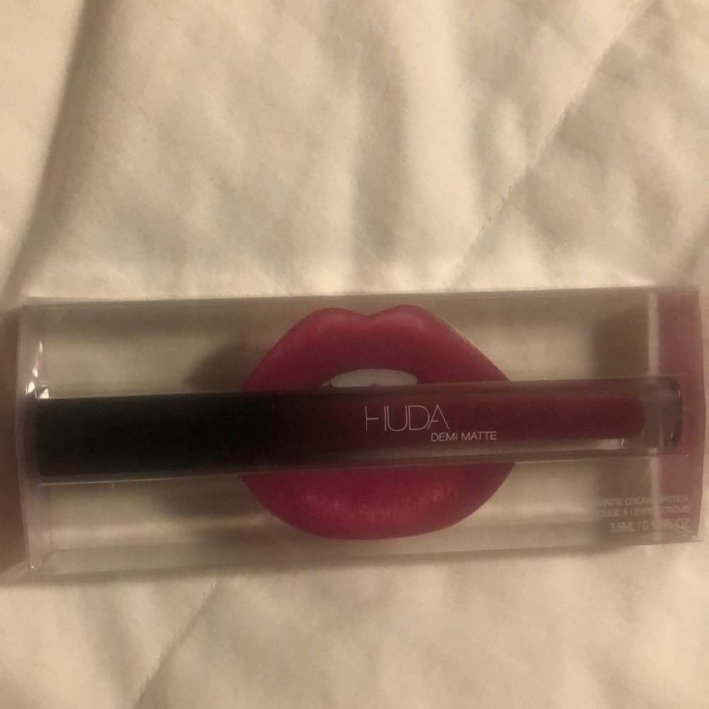Cream Lipstick
